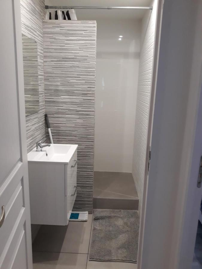 T2 Courte Duree Apartment Jonage Luaran gambar